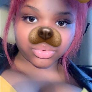 Meet your Posher, Antonia